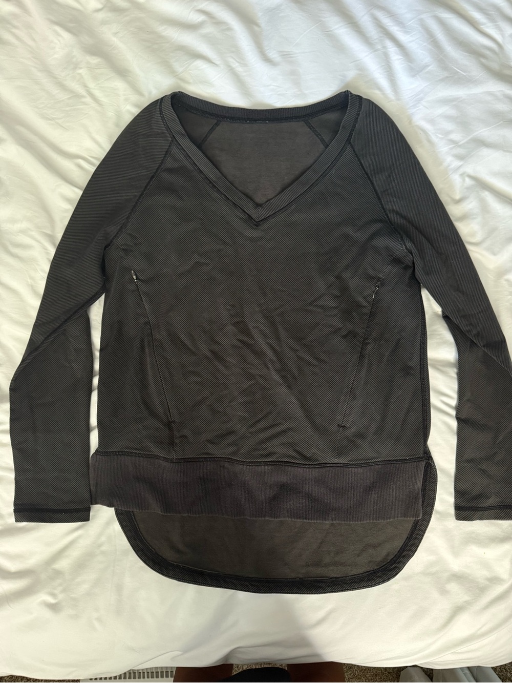 Lululemon Black Long Sleeve V-Neck Pullover